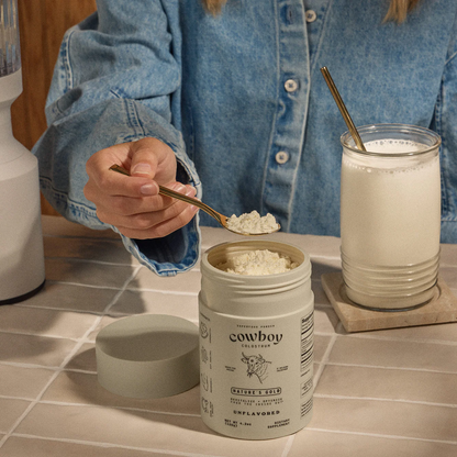 COWBOY COLOSTRUM Powder - Bovine Colostrum Powder for Women & Men - First Day Milking Whole Colostrum - Grass Fed Colostrum Supplement for Gut Health, Immunity, Skin & Hair (Unflavored,)